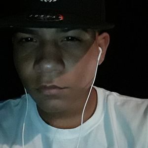 Meet your Posher, Carlosmanuelle